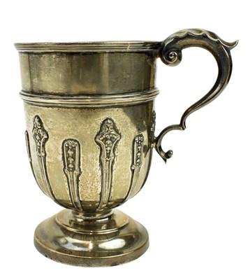 Lot 7 - EDWARD VII HALLMARKED SILVER CHRISTENING CUP / TANKARD