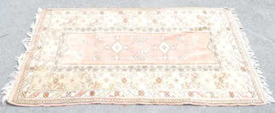Lot 654 - VINTAGE 20TH CENTURY TURKISH MILAS STYLE RUG