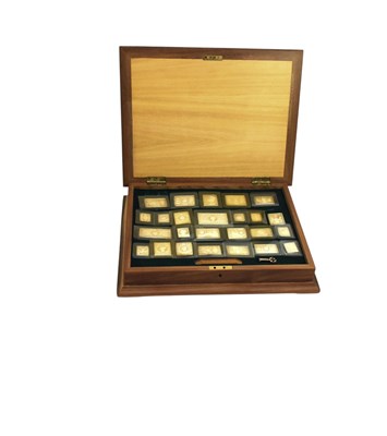 Lot 13 - THE STAMPS OF ROYALTY - CASED SET OF TWENTY-FIVE STERLING SILVER 925 STAMPS