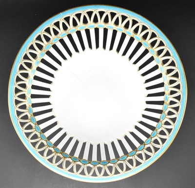 Lot 45 - VICTORIAN 19TH CENTURY MINTON BONE CHINA & PARIAN PORCELAIN TAZZA