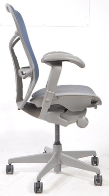 Lot 600 - HERMAN MILLER - CONTEMPORARY AERON OFFICE SWIVEL DESK CHAIR