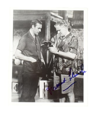 Lot 246 - JAMES BOND 007 - DESMOND LLEWELYN (Q) - SIGNED 8X10" PHOTO - AFTAL
