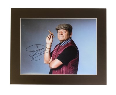 Lot 18 - ONLY FOOLS & HORSES - SIR DAVID JASON - SIGNED 16X12" PHOTOGRAPH