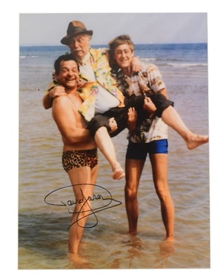 Lot 151 - ONLY FOOLS & HORSES - SIR DAVID JASON - SIGNED 16X12" PHOTOGRAPH