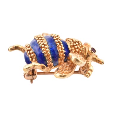 Lot 6 - 18CT GOLD RUBY & ENAMEL BUMBLE BEE BROOCH PIN