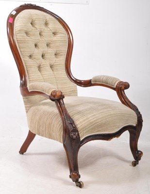Lot 725 - VICTORIAN 19TH CENTURY BUTTON / SPOON BACK ARMCHAIR