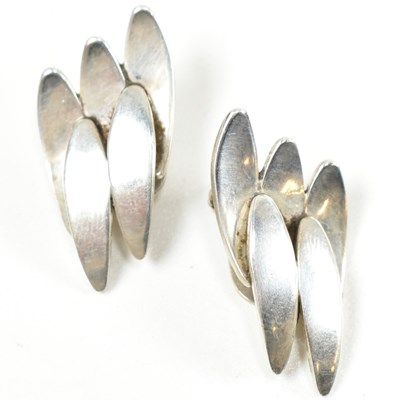 Lot 143 - THOMAS SKAT RORDAM DANISH EARRINGS