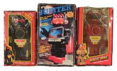 Lot 514 - ROBOTS - VINTAGE BATTERY OPERATED ROBOTS