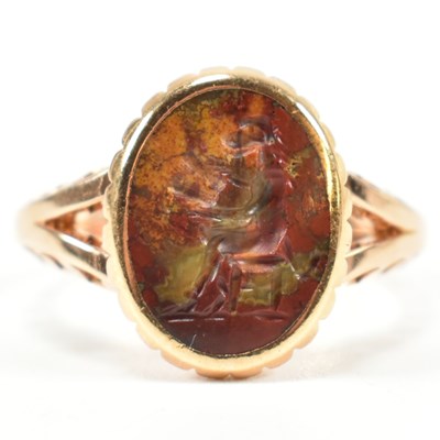 Lot 14 - FRENCH 18CT GOLD & CARVED JASPER INTAGLIO RING