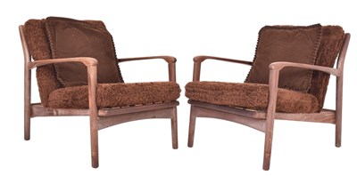 Lot 49 - TOOTHILL - WENTWORTH - PAIR OF MID CENTURY TEAK EASY LOUNGE CHAIRS