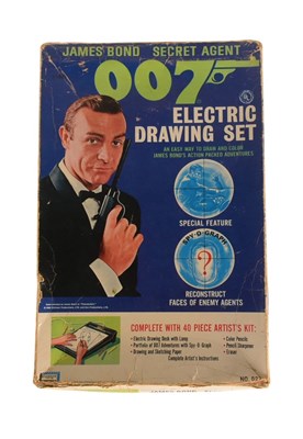 Lot 712 - JAMES BOND 007 - SECRET AGENT 007 ELECTRIC DRAWING SET