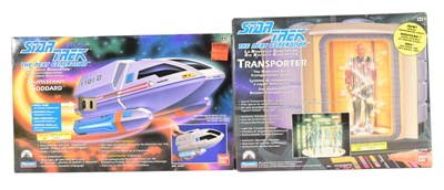 Lot 527 - STAR TREK - TRANSPORTER & SHUTTLECRAFT GODDARD