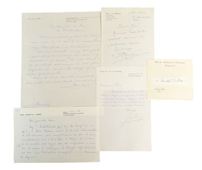 Lot 186 - RELIGION / SCIENCE - COLLECTION OF ASSORTED AUTOGRAPHS