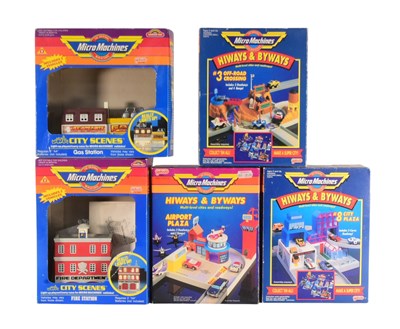Lot 589 - MICRO MACHINES - VINTAGE GALOOB MICRO MACHINE PLAYSETS