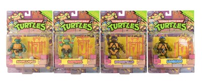 Lot 515 - NINJA TURTLES - PLAYMATES CARDED ACTION FIGURES