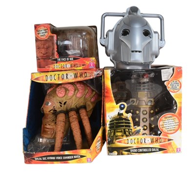 Lot 811 - DOCTOR WHO - CHARACTER OPTIONS - COLLECTION OF FIGURES & MASKS