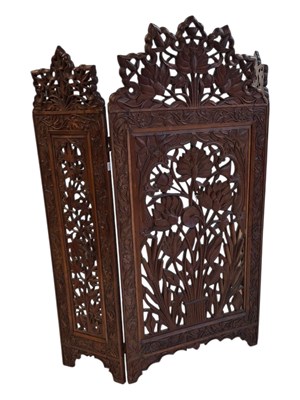 Lot 715 - EARLY 20TH CENTURY ANGLO INDIAN CARVED FIRESCREEN