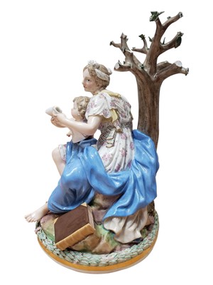 Lot 6 - MEISSEN 19TH CENTURY PORCELAIN CLASSICAL FIGURE