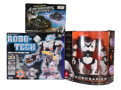 Lot 560 - RETRO TOYS - ROBOTS & SUPER POWER RC TANK