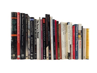 Lot 85 - COLLECTION OF VINTAGE STUDIO POTTERY ART REFERENCE BOOKS
