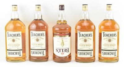 Lot 173 - FIVE TEACHER'S & BELL'S OPTIC PUB WHISKY BOTTLES