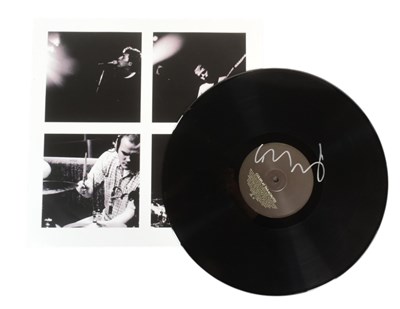 Lot 73 - COLDPLAY - CHRIS MARTIN - AUTOGRAPHED 12" VINYL RECORD