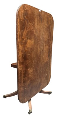 Lot 647 - GEORGE III 19TH CENTURY MAHOGANY TILT TOP LOO / DINING TABLE