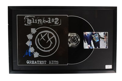 Lot 94 - MARK HOPPUS - BLINK 182 - AUTOGRAPHED VINYL RECORD