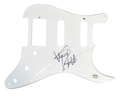 Lot 42 - MIKE DIRNT - GREEN DAY - SIGNED SCRATCH PLATE - PSA AUTHENTICATED
