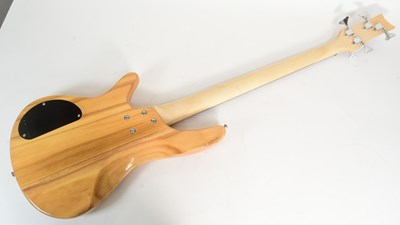 Lot 30 - METALLICA (BAND) - DUAL AUTOGRAPHED BASS GUITAR - ACOA
