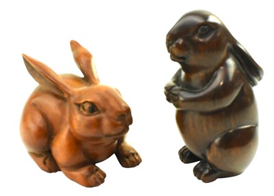 Lot 171 - TWO 20TH CENTURY JAPANESE MEIJI PERIOD WOOD NETSUKES RABBITS 日本 明治根付兔子一组
