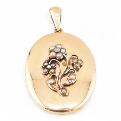 Lot 81 - EARLY 20TH CENTURY 9CT GOLD PENDANT LOCKET