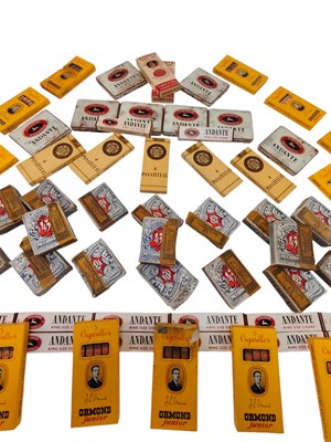 Lot 99 - TOBACCIANA & CIGARS - COLLECTION OF VINTAGE CIGARILLOS AND CIGARS