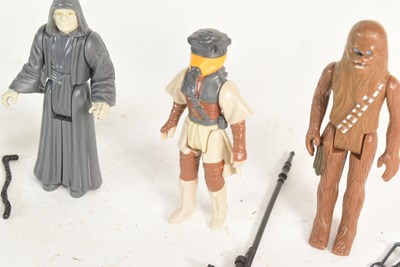 Lot 542 - STAR WARS - COLLECTION OF VINTAGE KENNER / PALITOY ACTION FIGURES