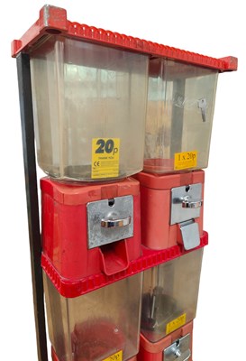 Lot 34 - BRABO - VINTAGE 20P FOUR DISPENSERS SWEETS VENDING MACHINE