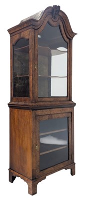 Lot 601 - 19TH CENTURY QUEEN ANNE WALNUT DISPLAY CABINET VITRINE