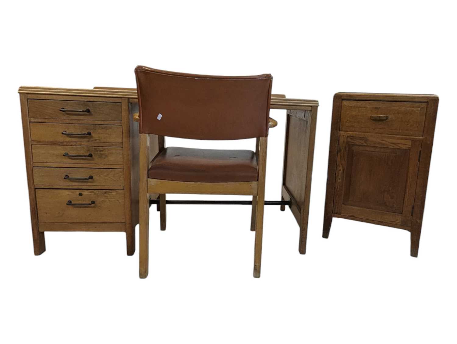 Lot 556 - AIR MINISTRY MID CENTURY OAK PEDESTAL DESK, CHAIR & BEDSIDE CABINET