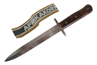 Lot 361 - WWII SECOND WORLD WAR GERMAN LUFTWAFFE BOOT KNIFE