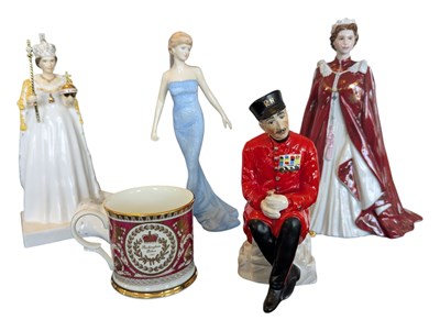Lot 109 - COLLECTION OF LATE 20TH / 21ST CENTURY PORCELAIN ROYAL FAMILY FIGURES
