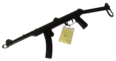 Lot 38 - VINTAGE 1952 DEACTIVATED SOVIET SUBMACHINE GUN