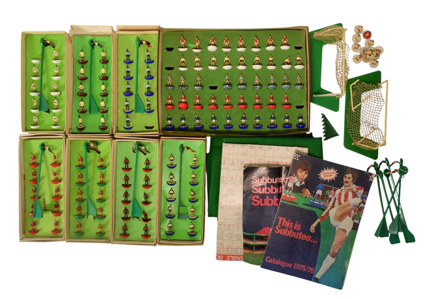Lot 549 - SUBBUTEO - COLLECTION OF VINTAGE TABLE TOP FOOTBALL TEAM SETS