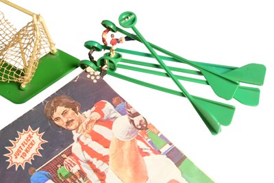 Lot 549 - SUBBUTEO - COLLECTION OF VINTAGE TABLE TOP FOOTBALL TEAM SETS