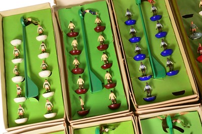 Lot 549 - SUBBUTEO - COLLECTION OF VINTAGE TABLE TOP FOOTBALL TEAM SETS