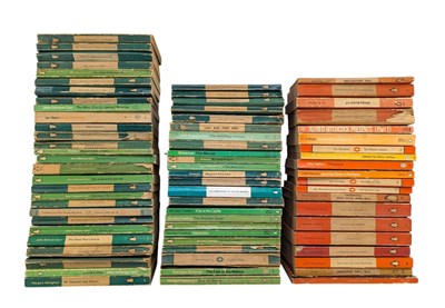 Lot 123 - PENGUIN BOOKS. COLLECTION OF TITLES MAJ. GREEN CRIME & MYSTERY EXAMPLES