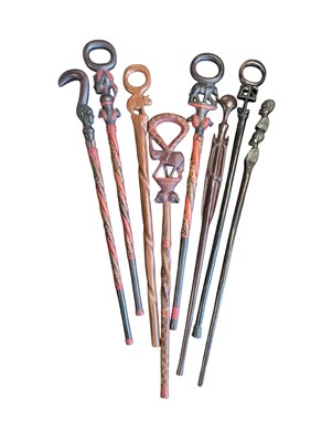 Lot 283 - LARGE COLLECTION OF VINTAGE 20TH CENTURY AFRICAN WOODEN CARVED WALKING STICKS/STAFFS