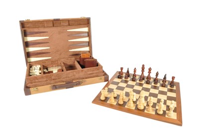 Lot 219 - LATE 20TH CENTURY BACKGAMMON COMPENDIUM IN FITTED CARRY CASE