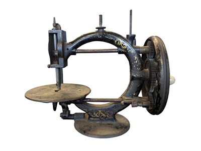 Lot 213 - 19TH CENTURY LITTLE WANZER SEWING MACHINE