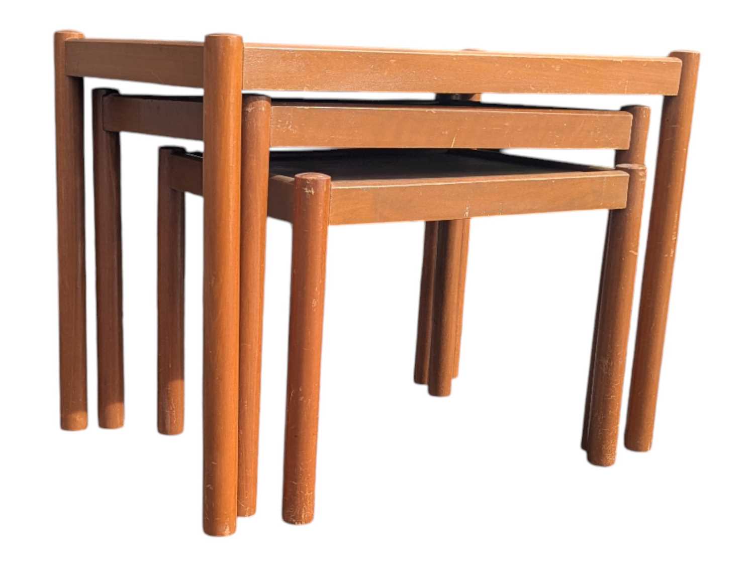 Lot 565 - BRITISH MODERN DESIGN - 20TH CENTURY VINTAGE NEST OF TABLES