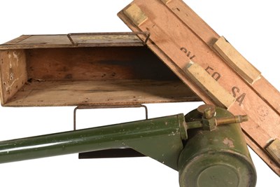 Lot 164 - COLLECTION OF ASSORTED MILITARIA