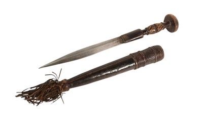 Lot 158 - WEST AFRICAN MANDINKA TRIBAL DAGGER